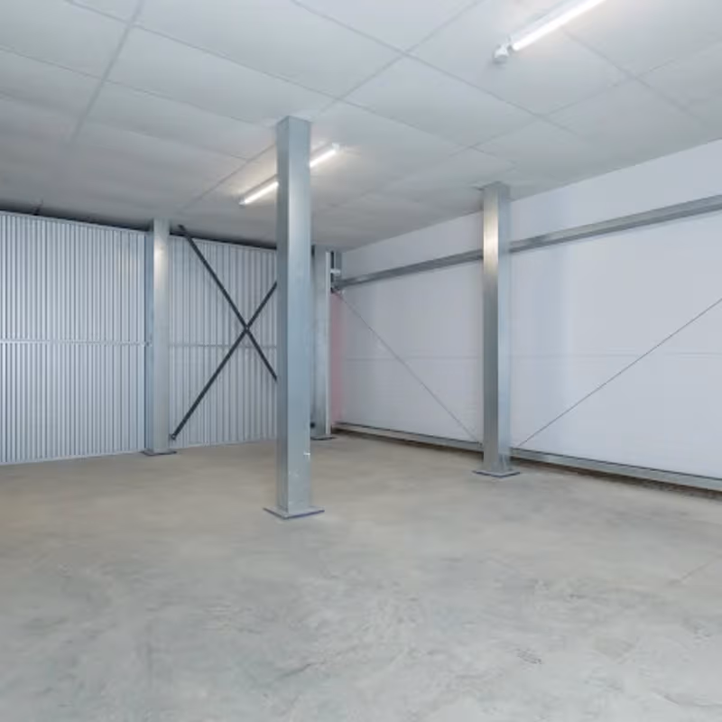 3 Stanton Way, London - Image 2