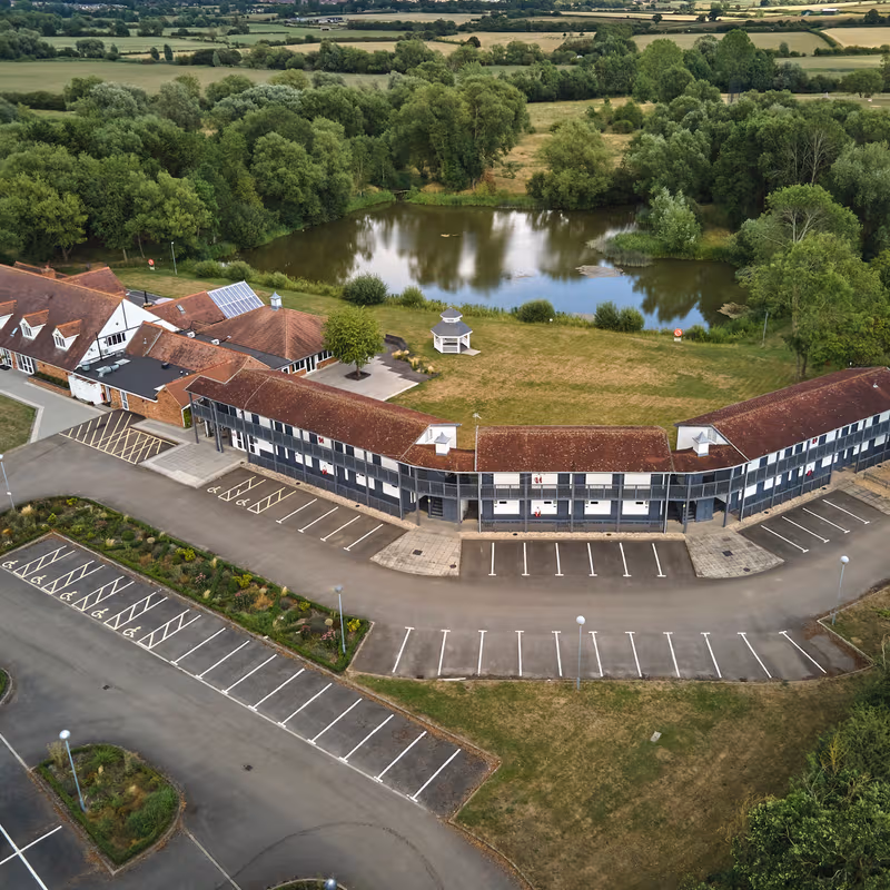 Lakehurst Park Buckingham Road, Milton Keynes - Image 6
