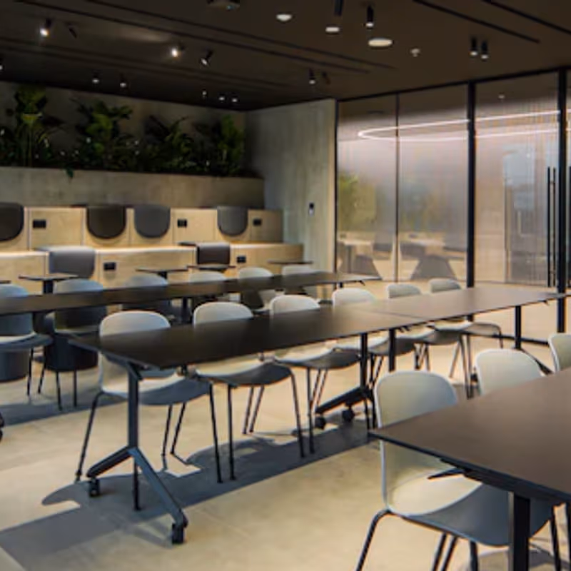Al Qouz Indthird, Dubai - Image 1