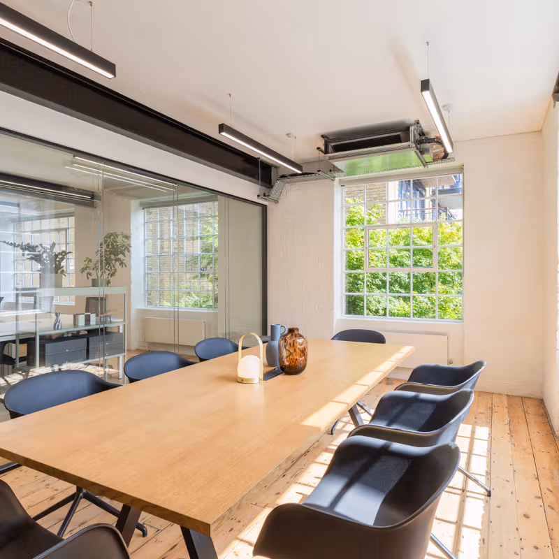 60 Gainsford St, London - Image 2