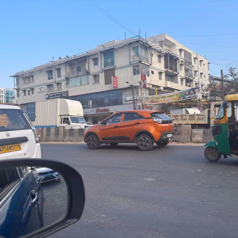 Workz Floor  Motati Meadows 103 Old Madras Rd Bennigna Halli C V Raman Nagar, Bengaluru - Image 13