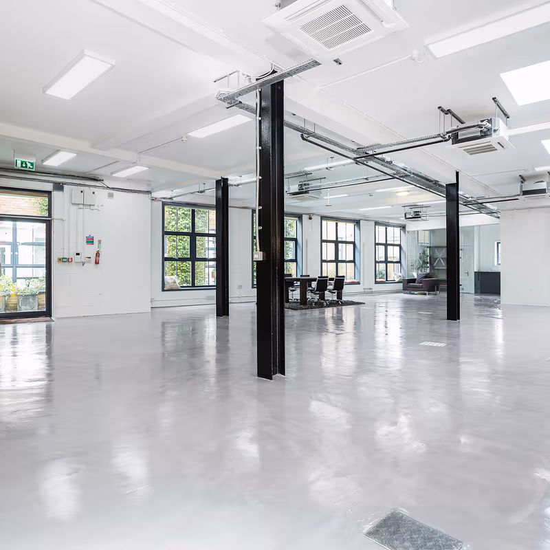 Blok100 100 Villiers Rd, London - Image 2