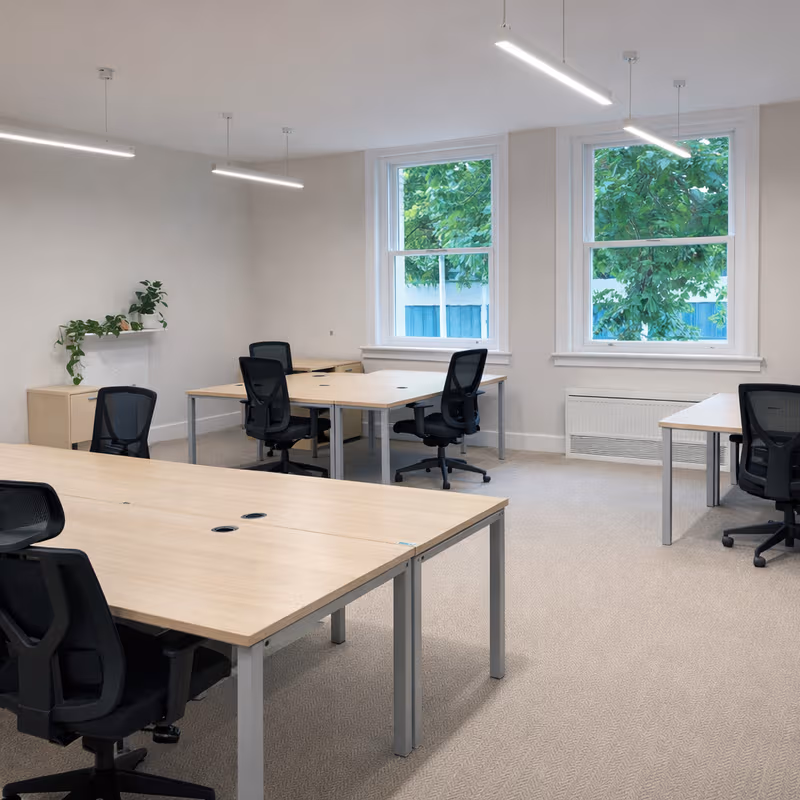 12 Devonshire St, Greater London - Image 1