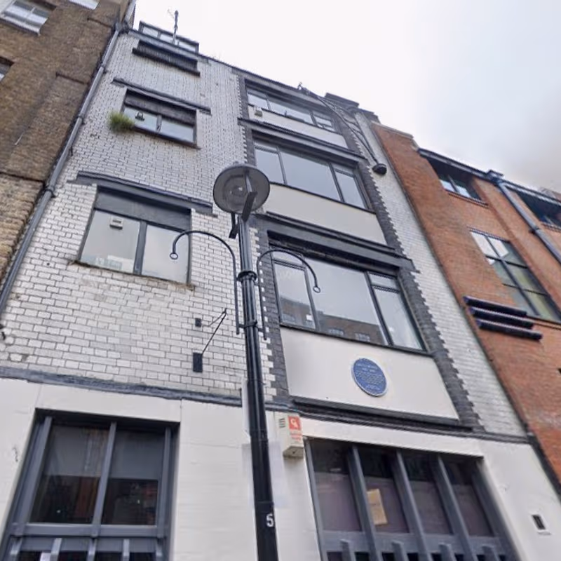 17 St Anne's Ct, London - Image 4