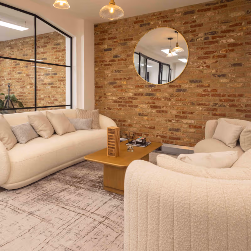 4 Golden Square, London - Image 3