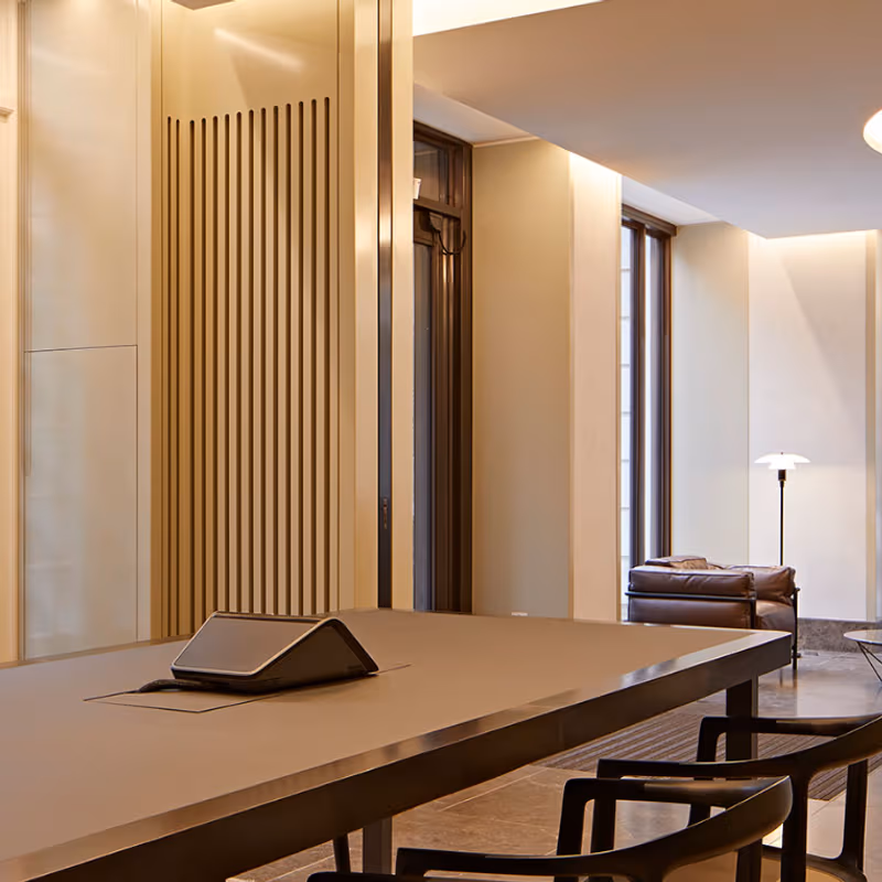 30 St James Square, London - Image 2
