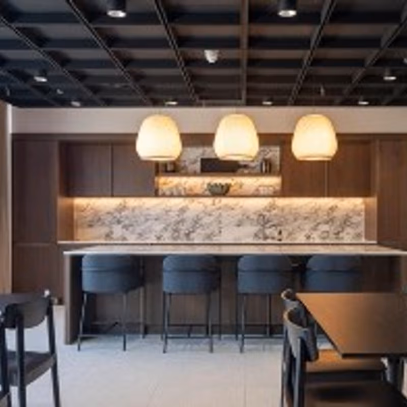 60 Whitechapel High St, London - Image 3