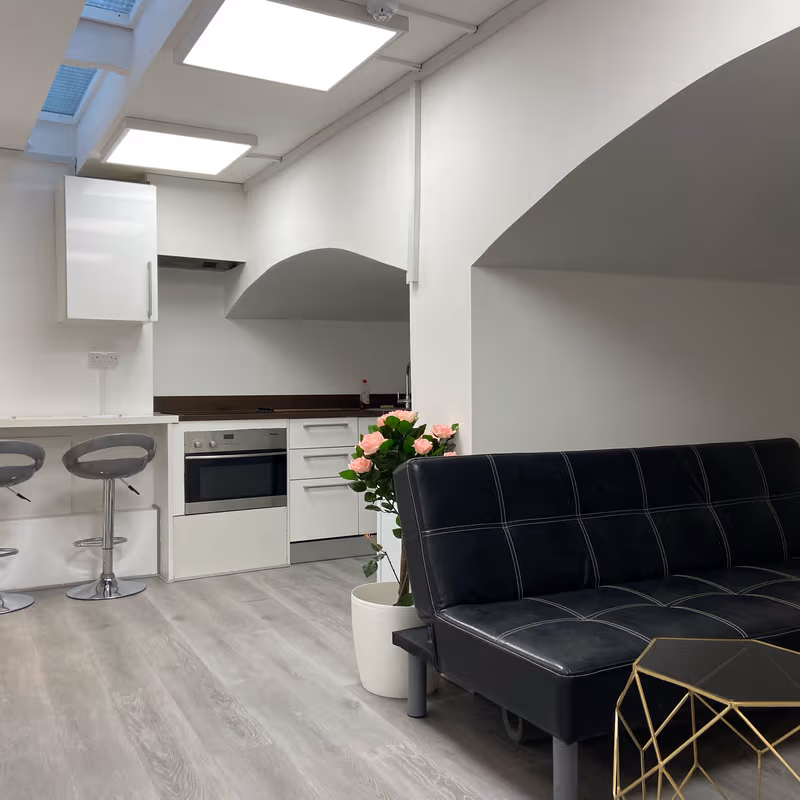 101 King's Cross Road, Greater London - Image 5