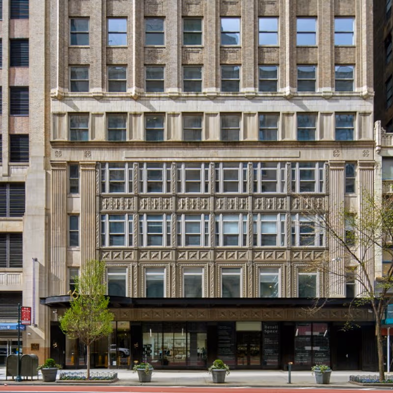 16 East 34th Street, New York - Image 1