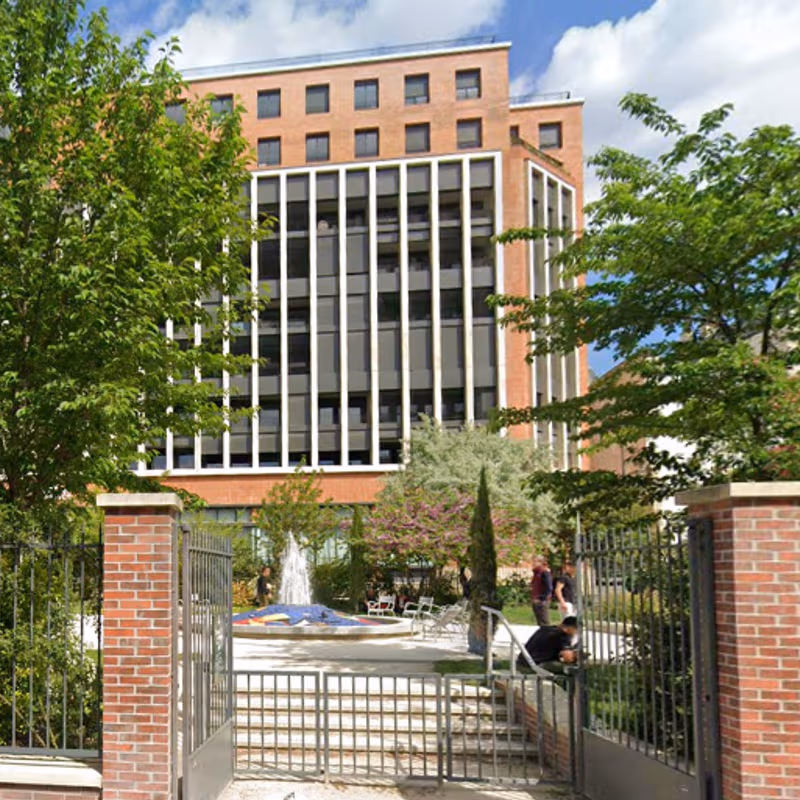 4 Square Alban Satragne, Paris - Image 7