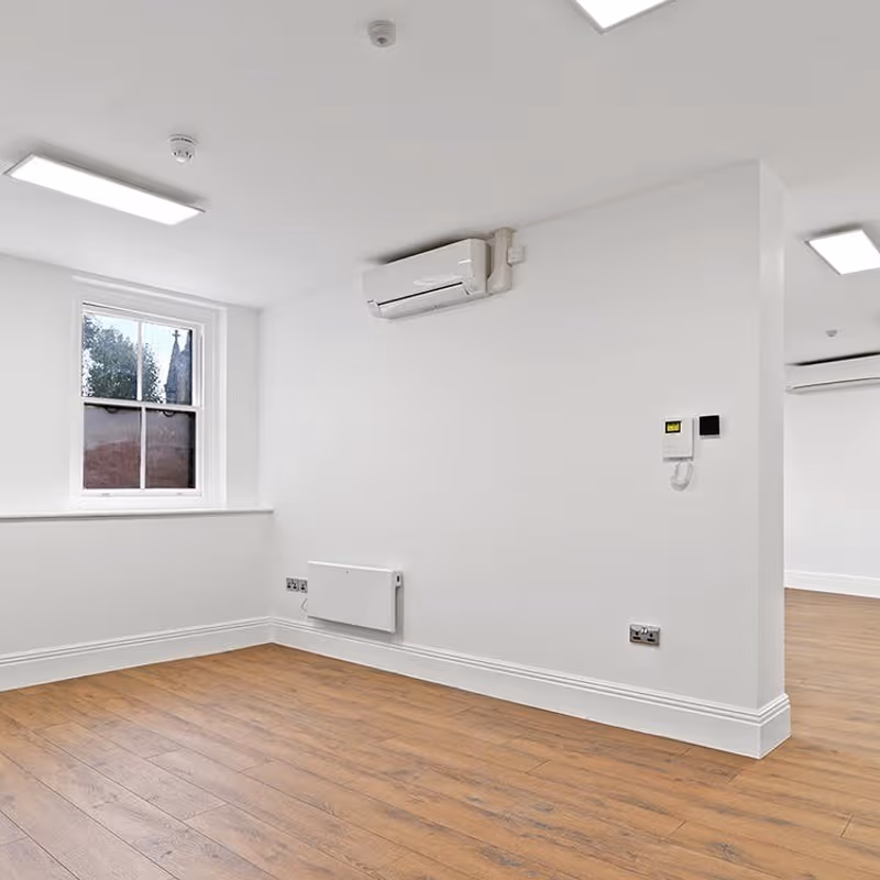 94 Kensington High Street, London - Image 4