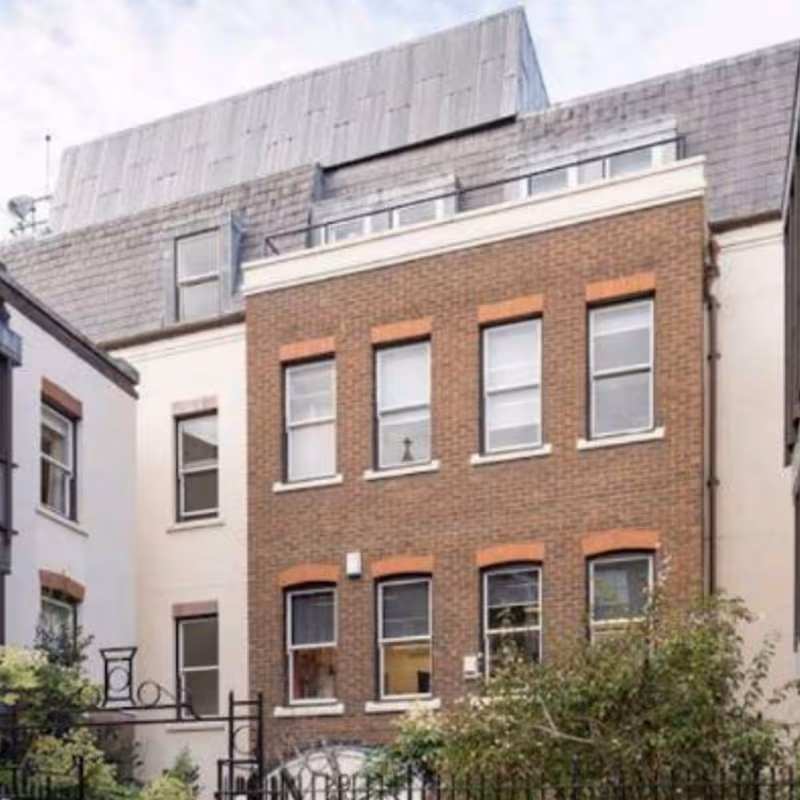 29 Cloth Fair, London - Image 6