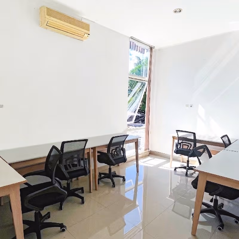 No. 6, Manahan Jl Menteri Supeno, Surakarta Banjarsari - Image 3