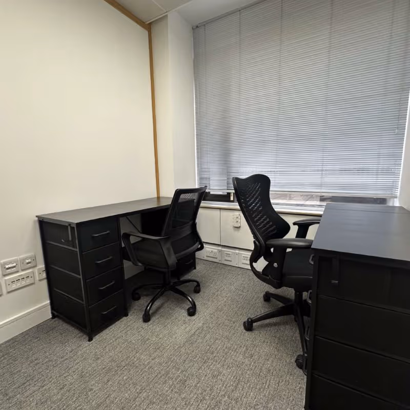 21 Knightsbridge, Belgravia - Image 2