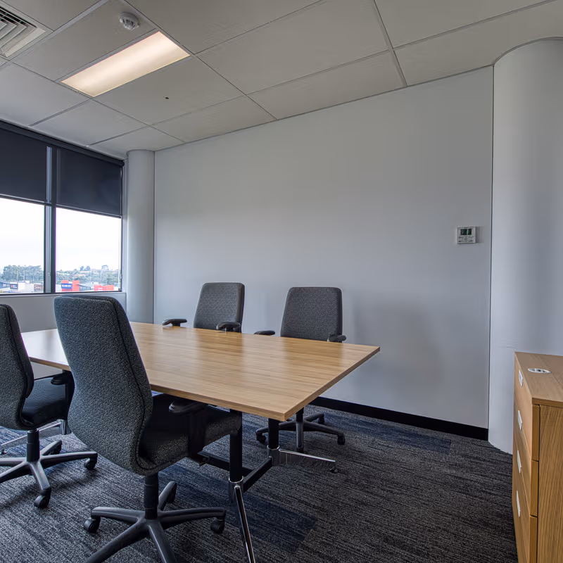 65 Victor Cres, Narre Warren - Image 2