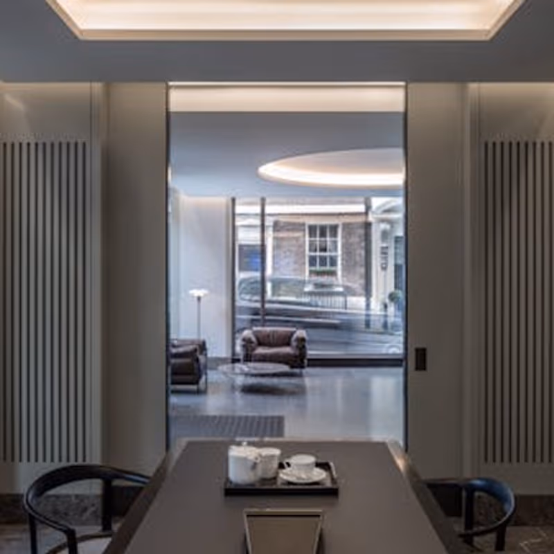 30 St James's Square, London - Image 2