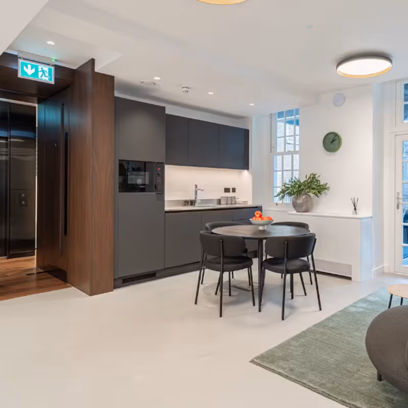 15 Berkeley Street, London - Image 1