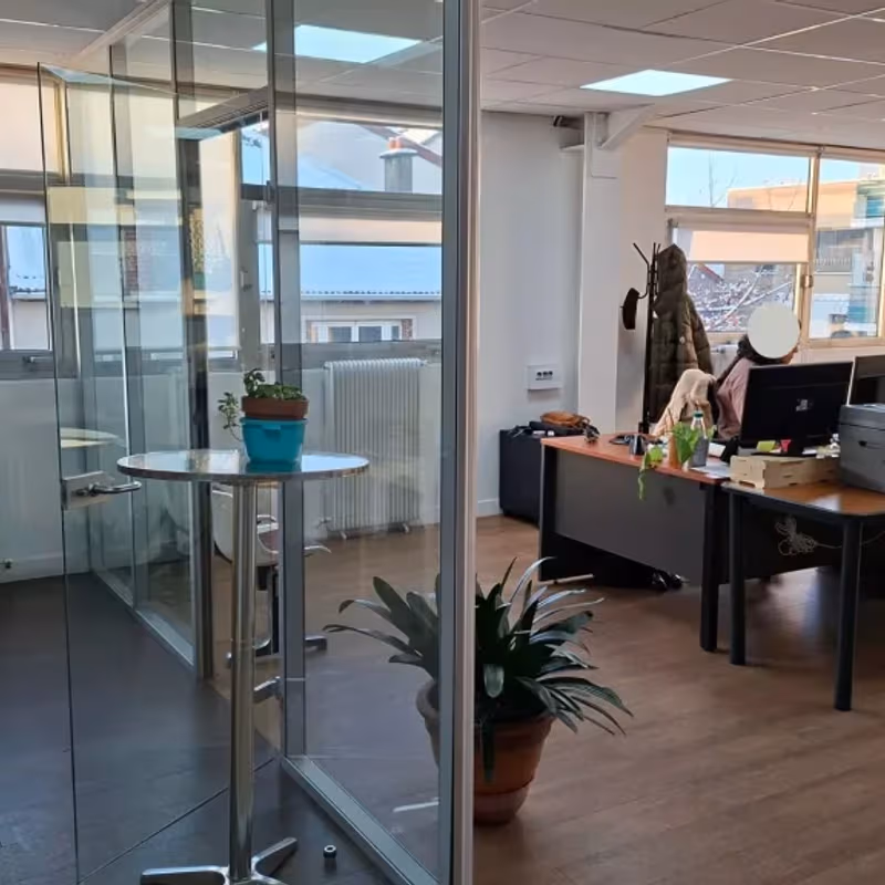 33 Rue De La Révolution, Montreuil - Image 2