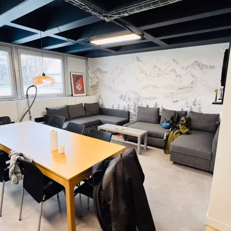 40 Rue Barbès, Montrouge - Image 2