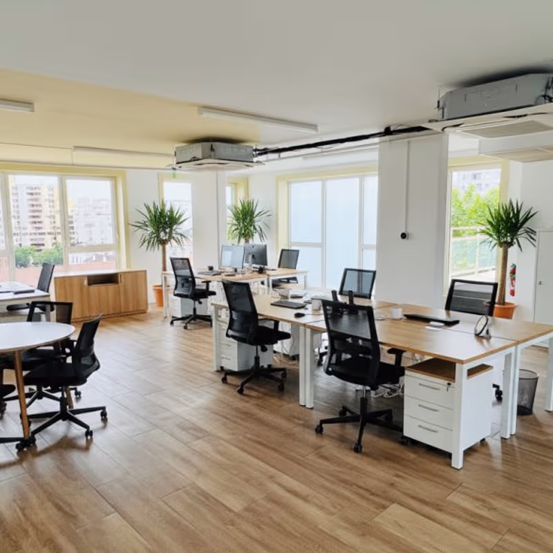77 Rue Jean Bleuzen, Vanves - Image 5