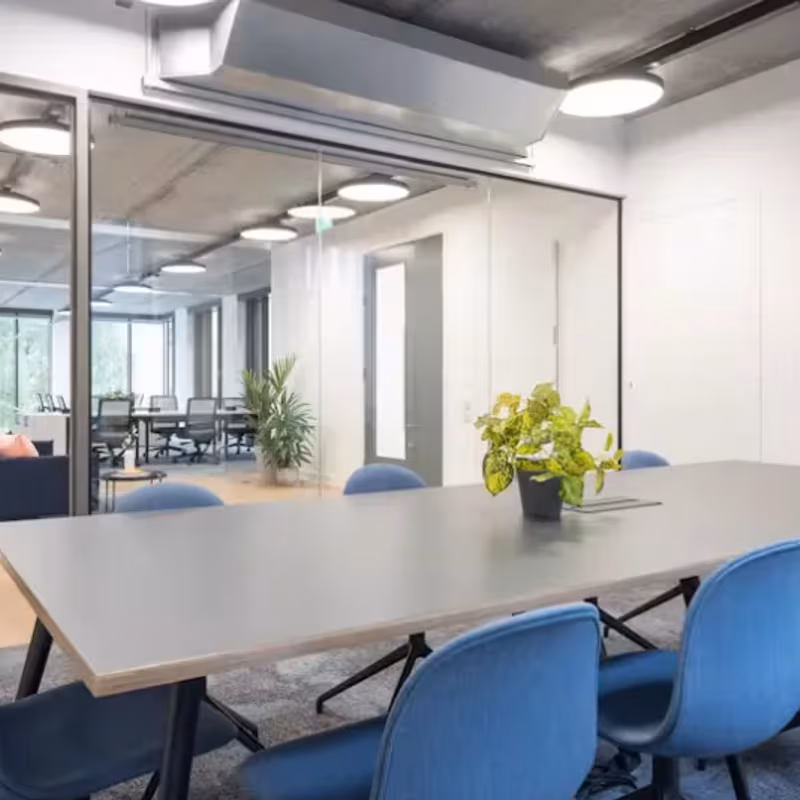 18 Brunswick Place, Old Street - Image 2