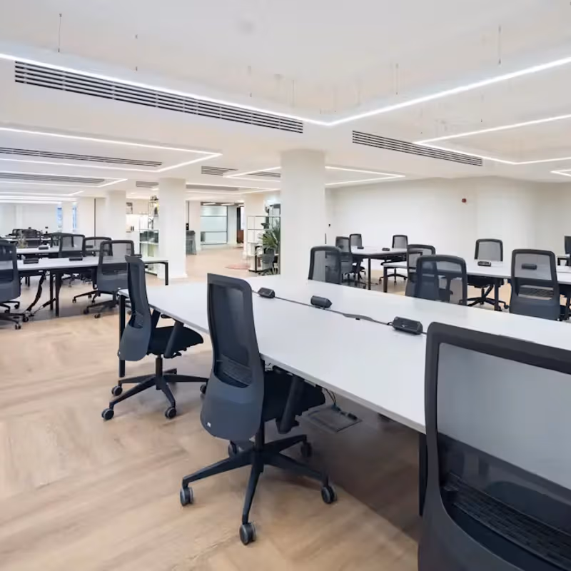 71 Kingsway, London - Image 2