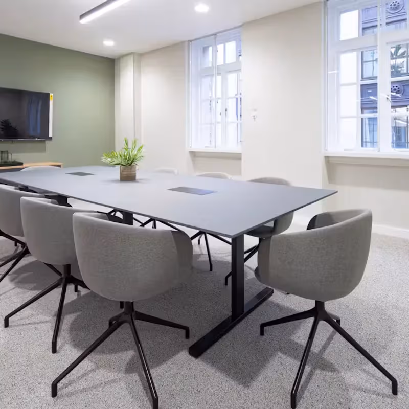 71 Kingsway, London - Image 1