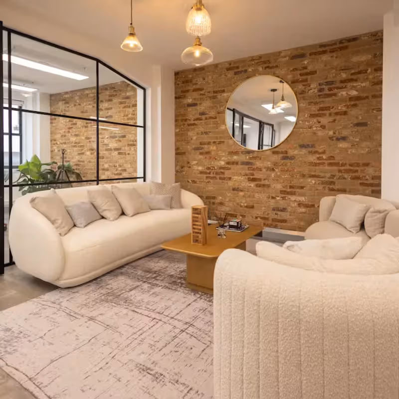 4 Soho West End, London - Image 4