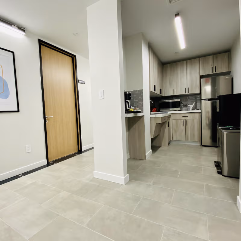 353 Lexington Avenue, New York City - Image 4