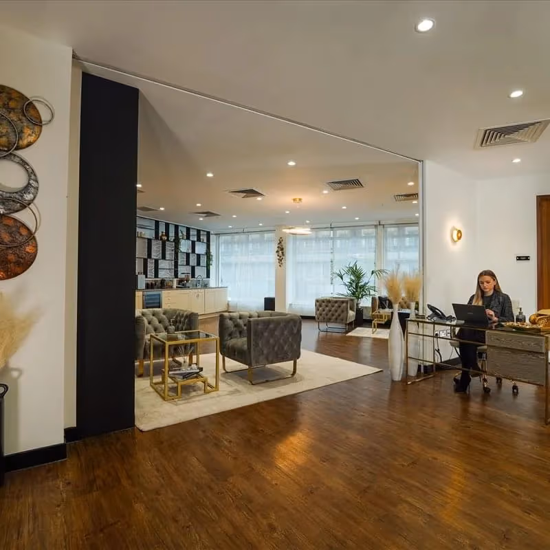 42 Upper Berkeley Street, Greater London - Image 11