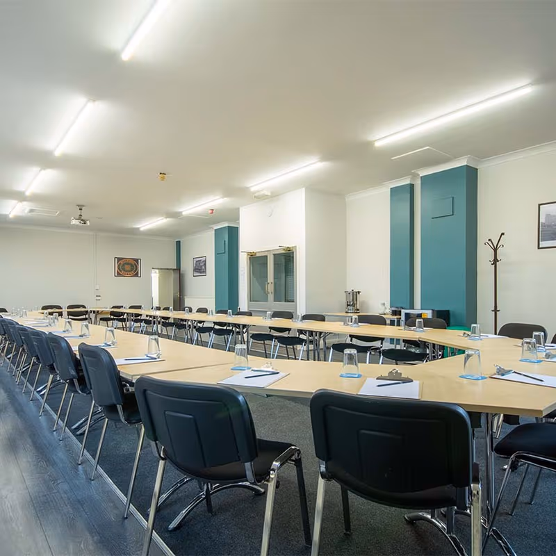 Brunel Road, Theale Reading - Image 5