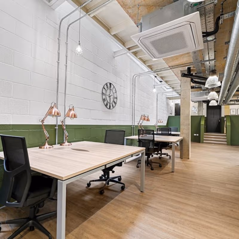 11 Toynbee Street, Spitalfields London - Image 2