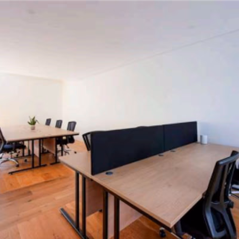 44 Clerkenwell Close, Clerkenwell London - Image 2
