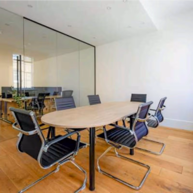 44 Clerkenwell Close, Clerkenwell London - Image 3