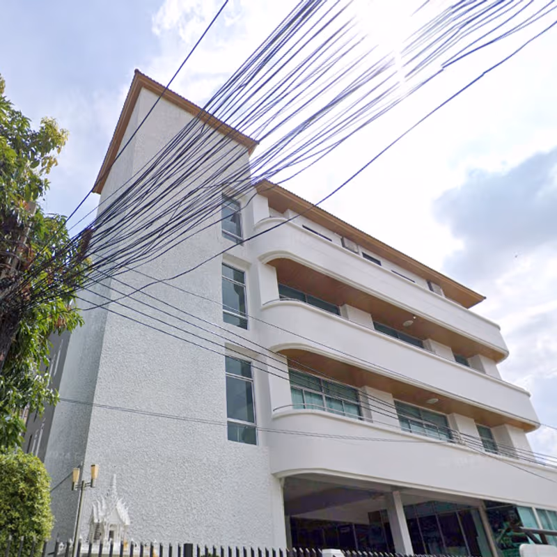 110 Vibhavadi Rangsit 4 Alley Ratchadaphisek Din Daeng, Bangkok - Image 6