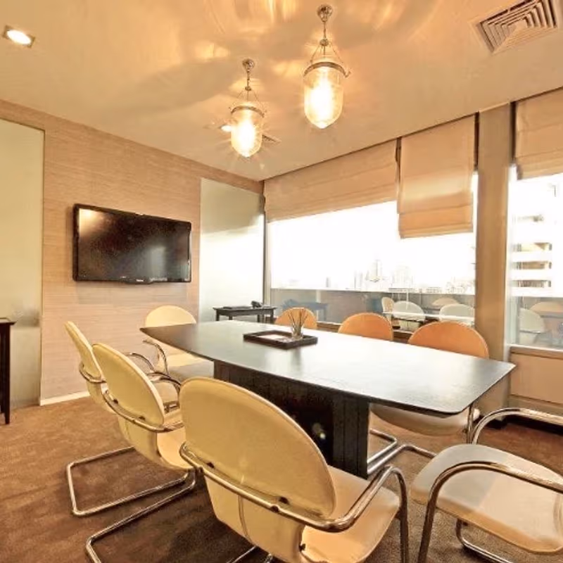 25 Chit Lom Road Lumphini Pathum Wan, Bangkok - Image 3