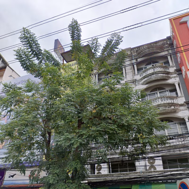 785/5 Pracha Uthit Rd Samsen Nok Huai Khwang, Bangkok - Image 5