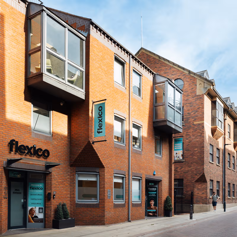 32 Park Cross Street, Leeds - Image 7