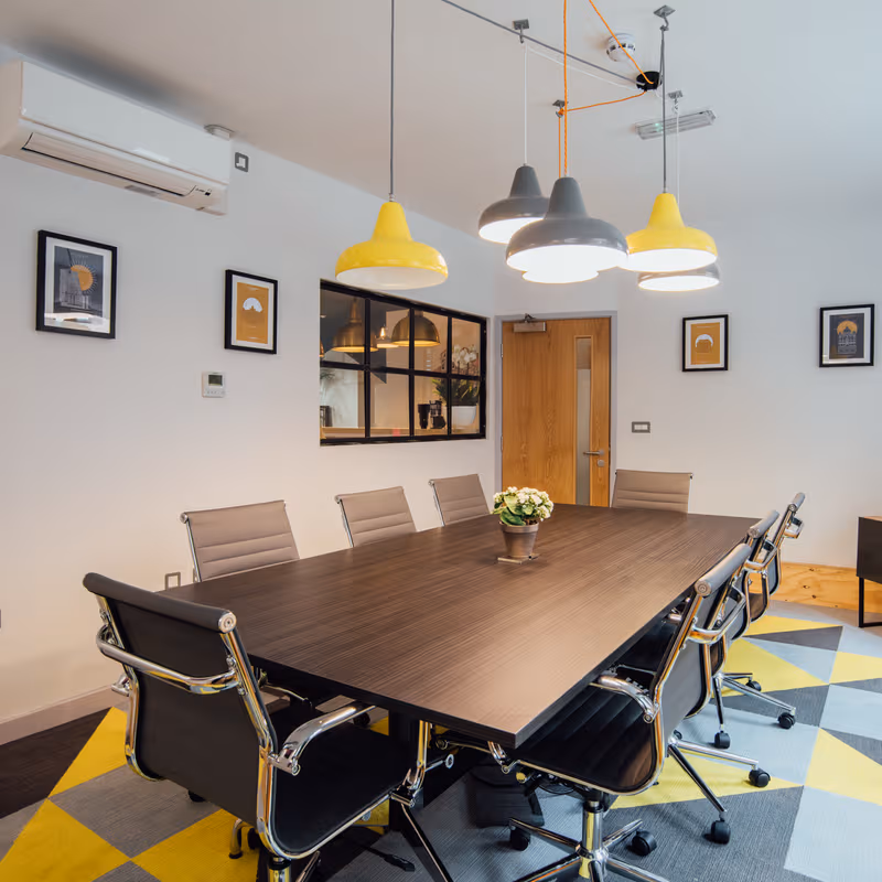 32 Park Cross Street, Leeds - Image 2