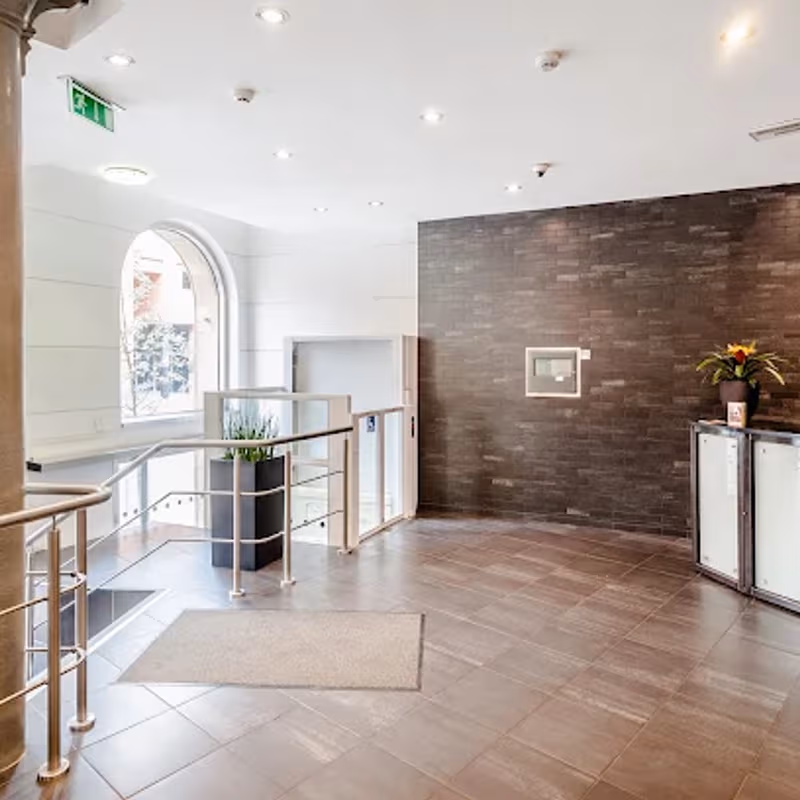 117 Portland Street, Manchester - Image 4