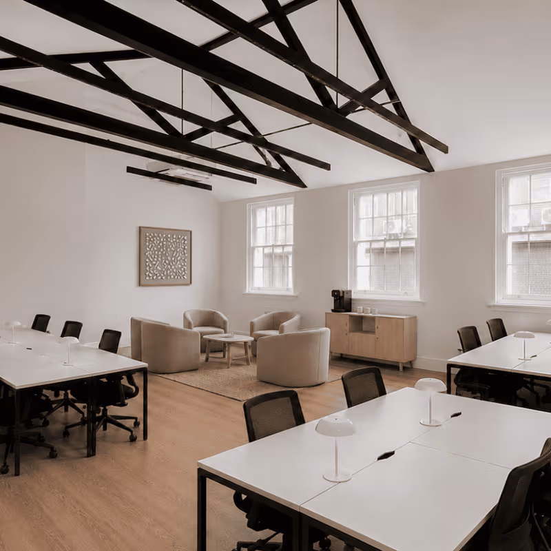 5 Grosvenor Gardens, Greater London - Image 3