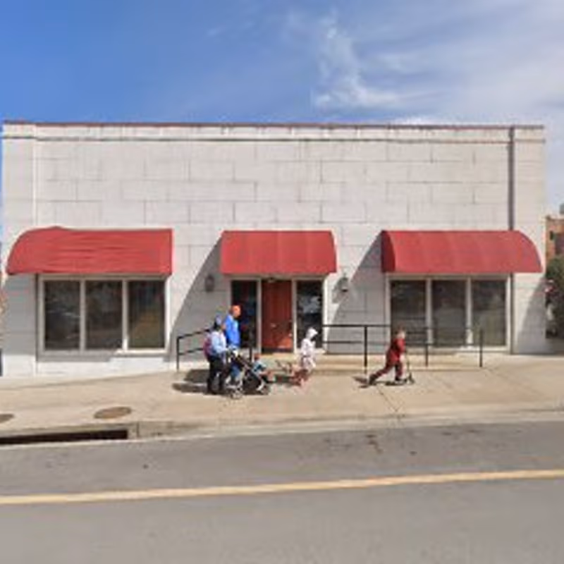 218 North Elm Street, Denton - Image 10