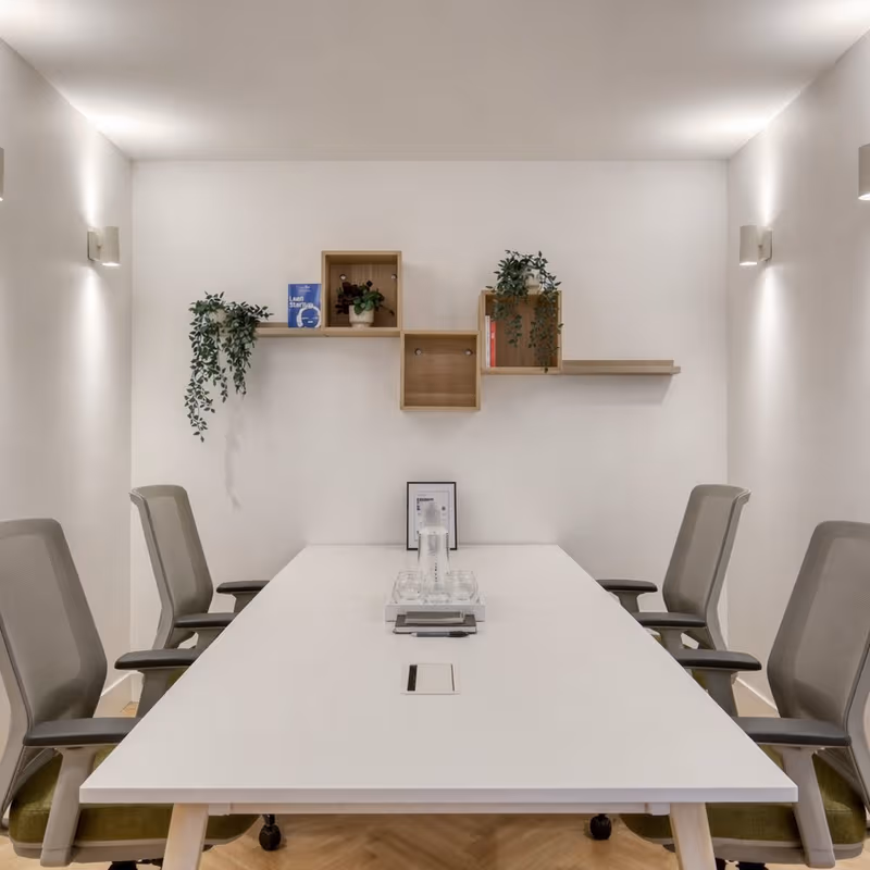 12 Rue Chabanais, Paris - Image 4