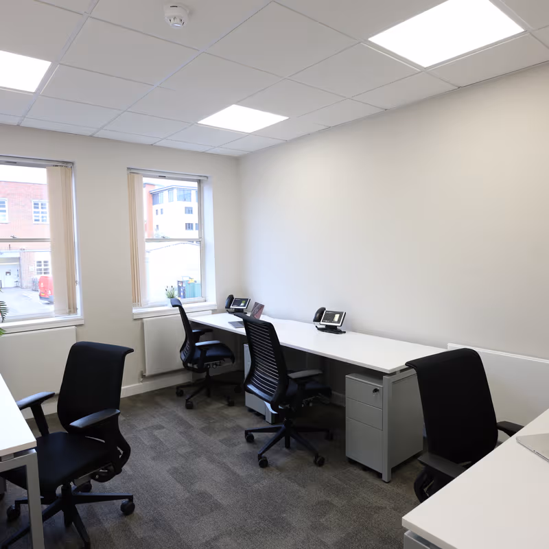 2 Newman Road, Greater London - Image 2