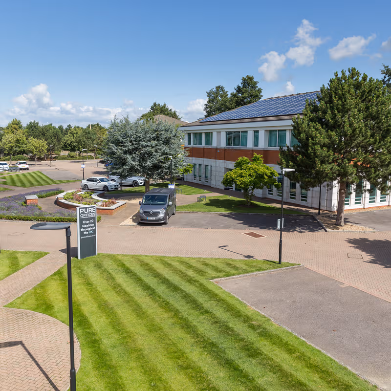 Parkway Court, Oxford Business Park - Image 11