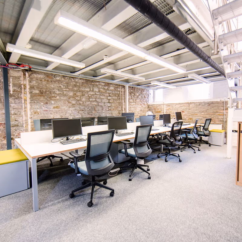 Station Approach, Temple Meads Bristol - Image 3