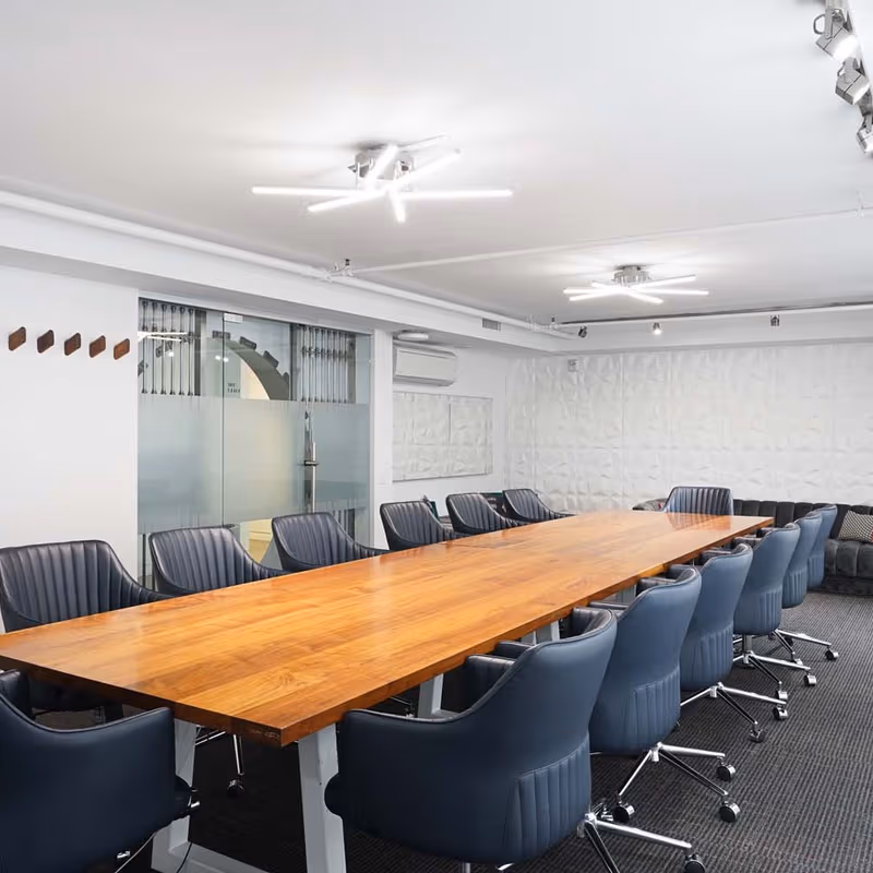 530 Seventh Avenue, New York - Image 2