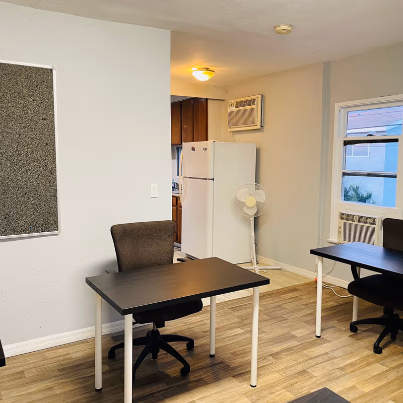 826 South Victory Blvd, Burbank - Image 8