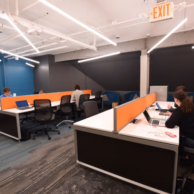 25 N River Ln, Geneva - Image 1