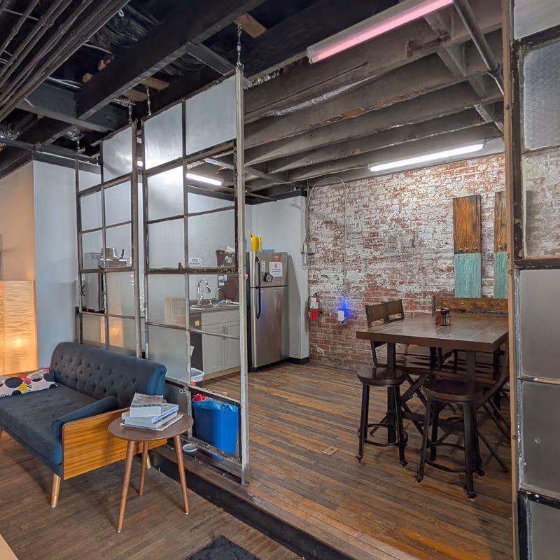 81 Broadway St, Asheville - Image 32